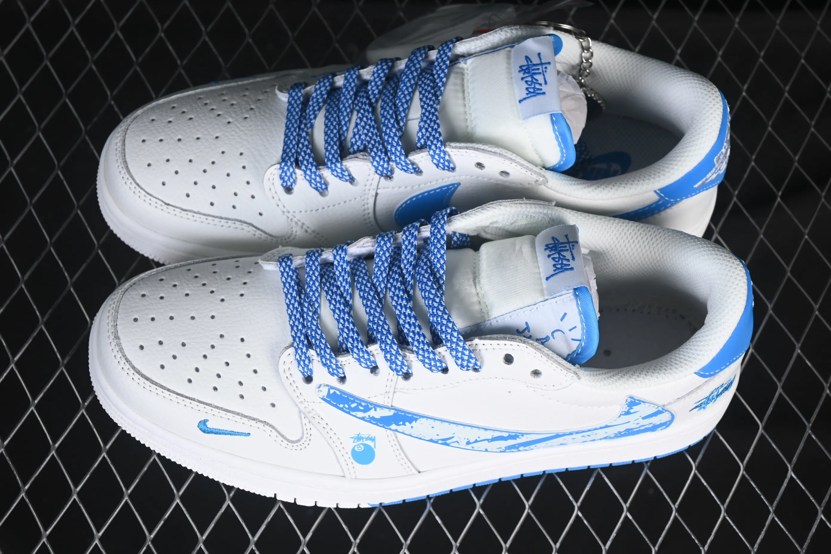 All categories Air Jordan Jordan series basketball shoes Air Jordan 1 Low High-end customized low-top sneakers Travis Scott x Fragment Design x Air Jordan 1 Low OG SP AJ1 Joe 1 Stussy joint iceberg blue low-top cultural casual sneakers DZ5899-007